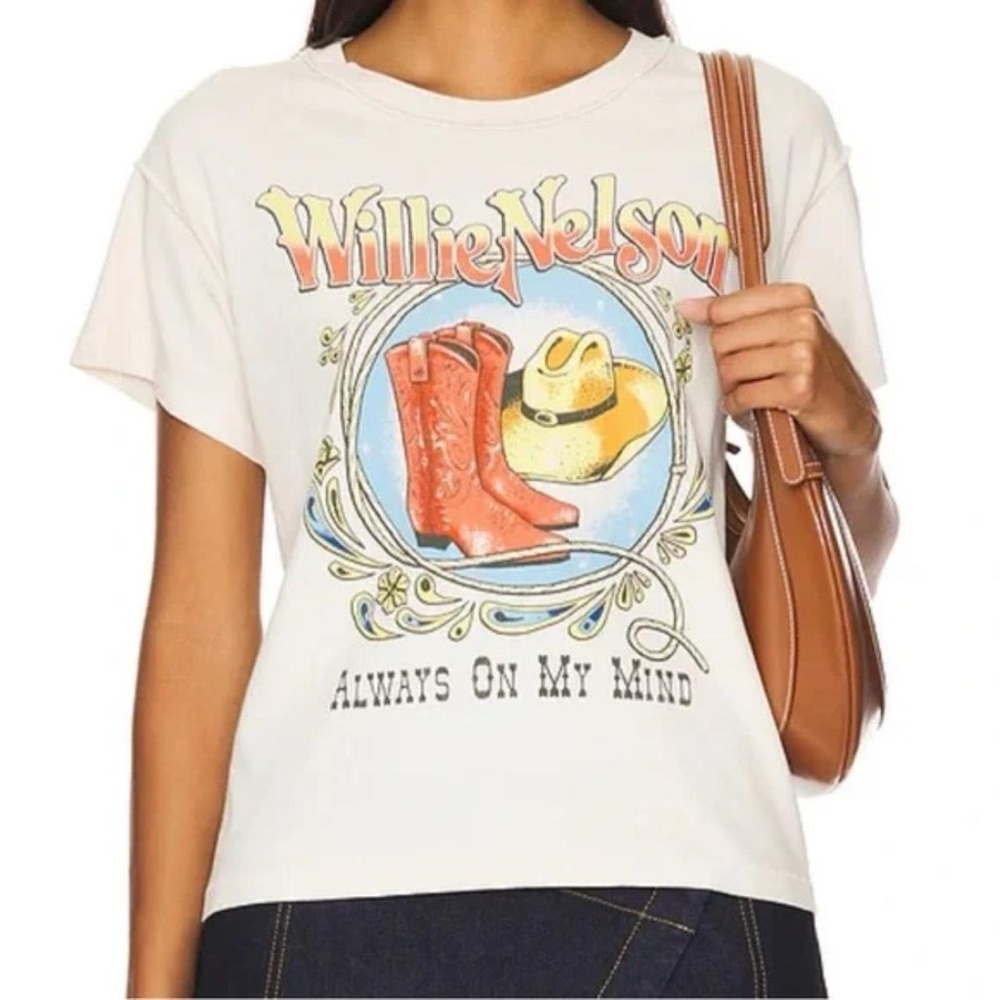 Daydreamer Willie Nelson Fitted T-Shirt
